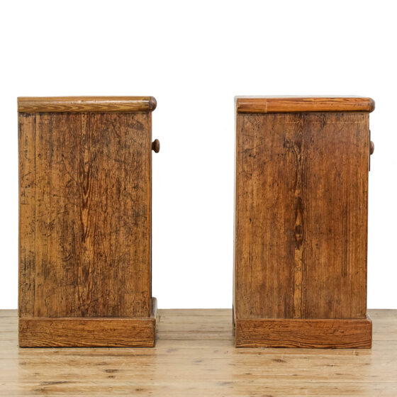 M-5090 Pair of Pine Bedside Cabinets Penderyn Antiques (4)