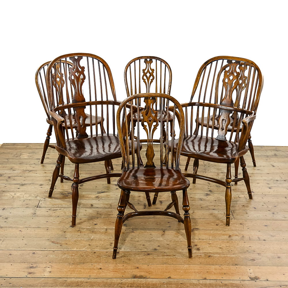 Set of Six 20th Century Elm and Beech Windsor Chairs